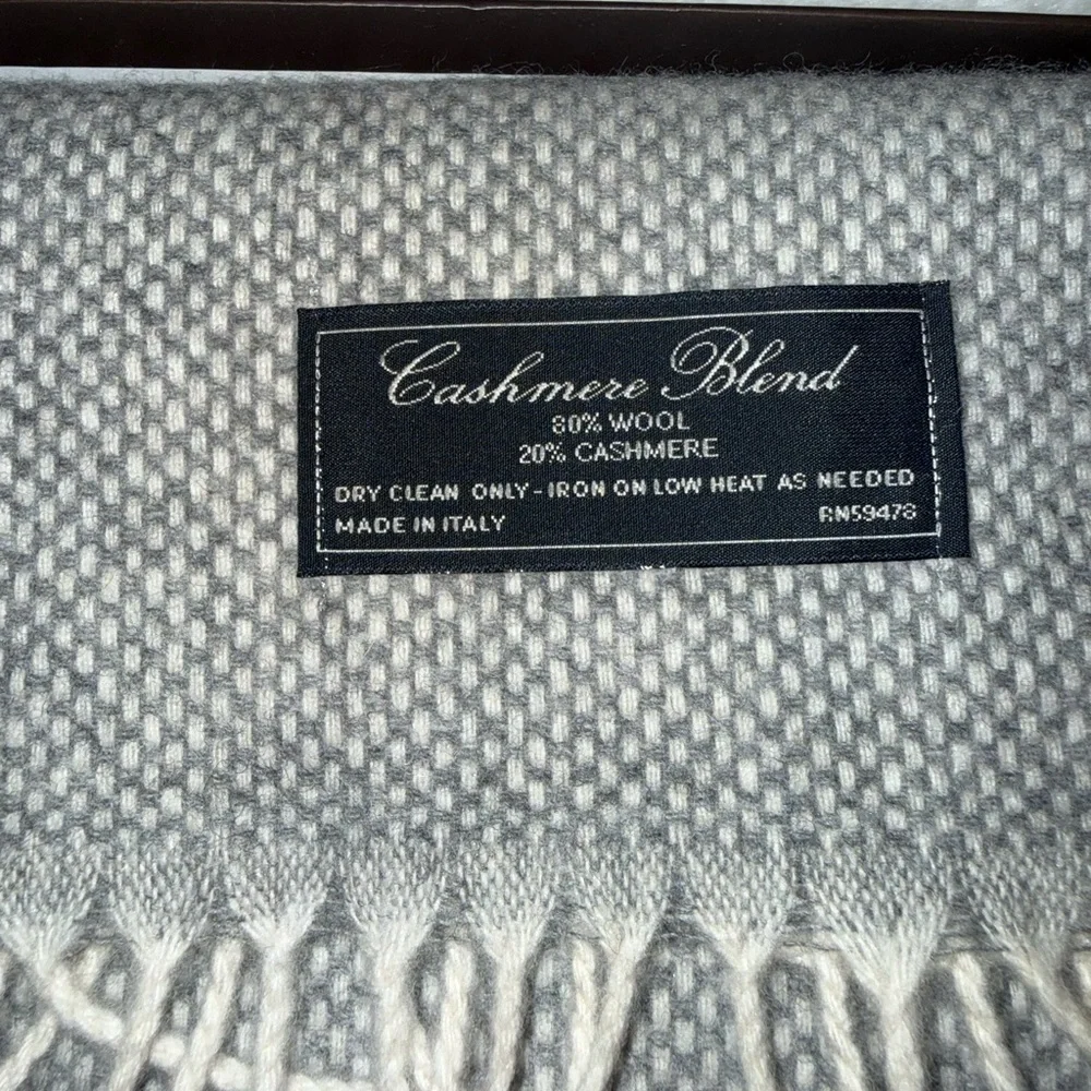 Linea Emmett Cashmere Blend Gray Scarf
